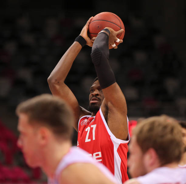 梅西保镖被 梅西保镖被