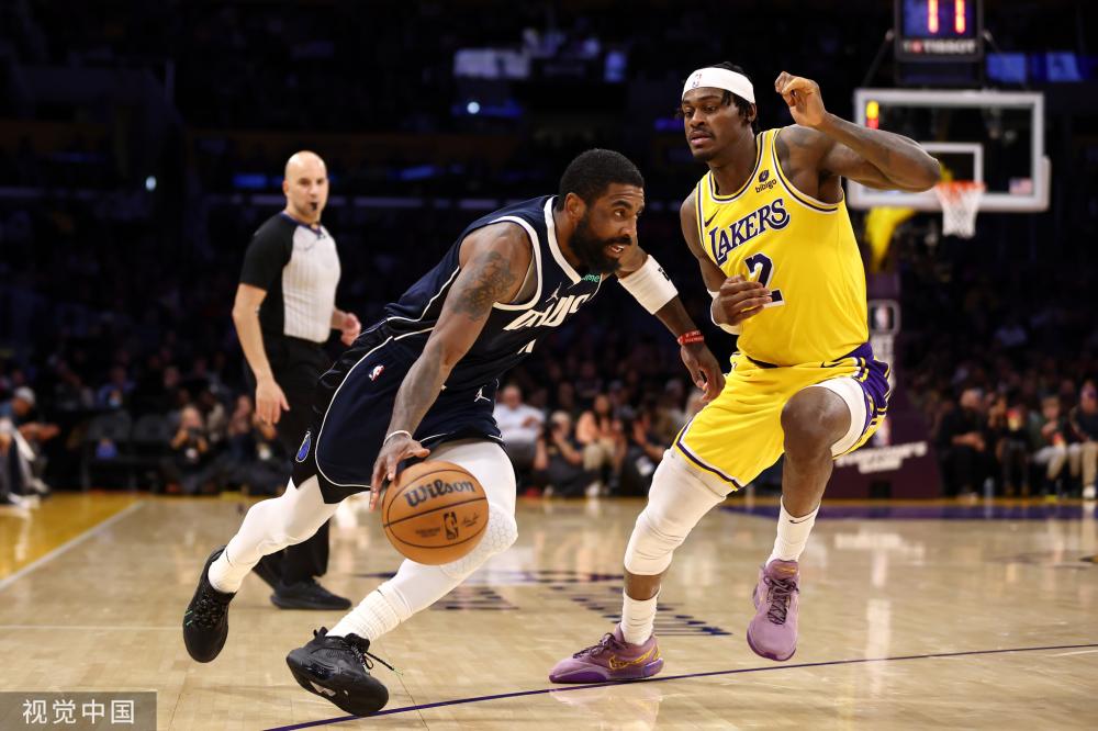 倾向于在中 倾向于在中