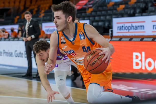 系积分榜格 系积分榜格